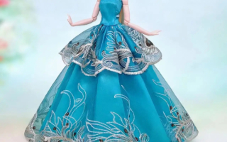 Кукла Барби в кружевном платье